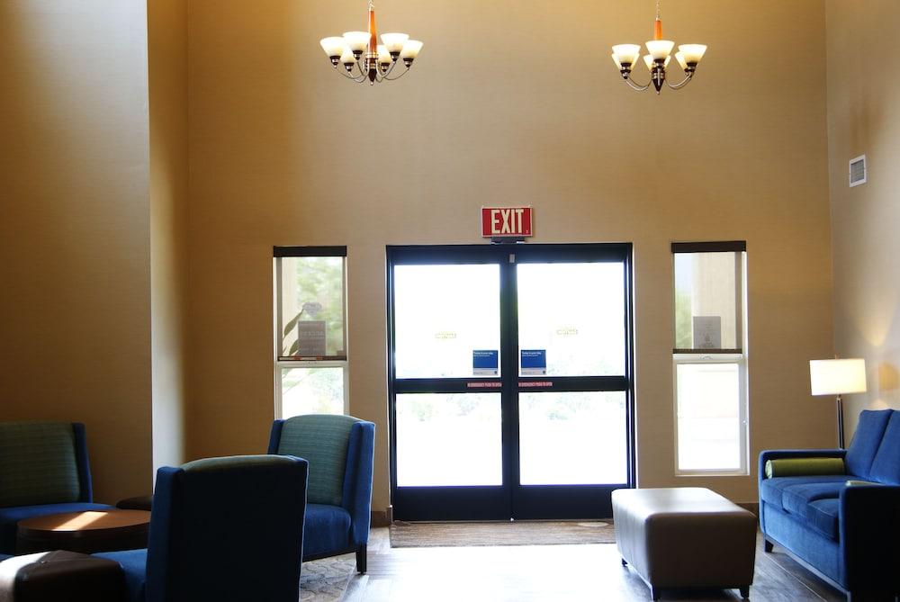 Comfort Inn & Suites Murrieta Temecula Wine Country Εξωτερικό φωτογραφία